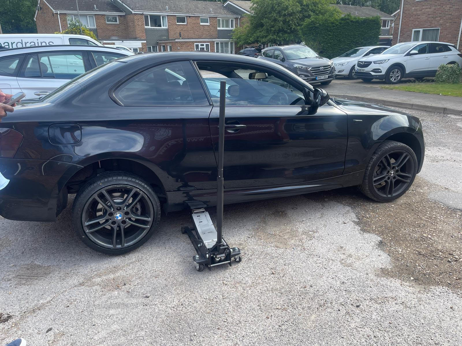 BMW run flat High Wycombe ngs staff
